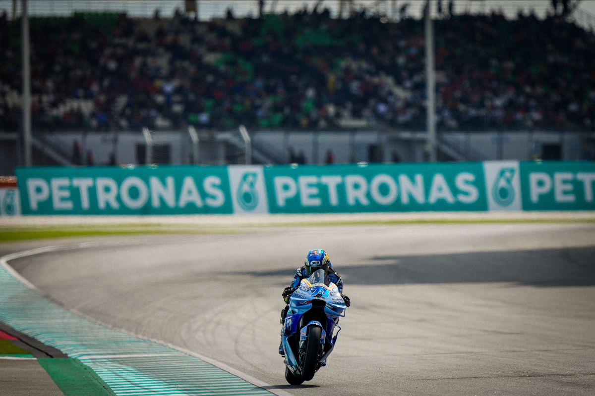 Alex Marquez, number 73, riding his blue BK8 Gresini Racing MotoGP bike at Sepang during qualifying for the PETRONAS Grand Prix of Malaysia