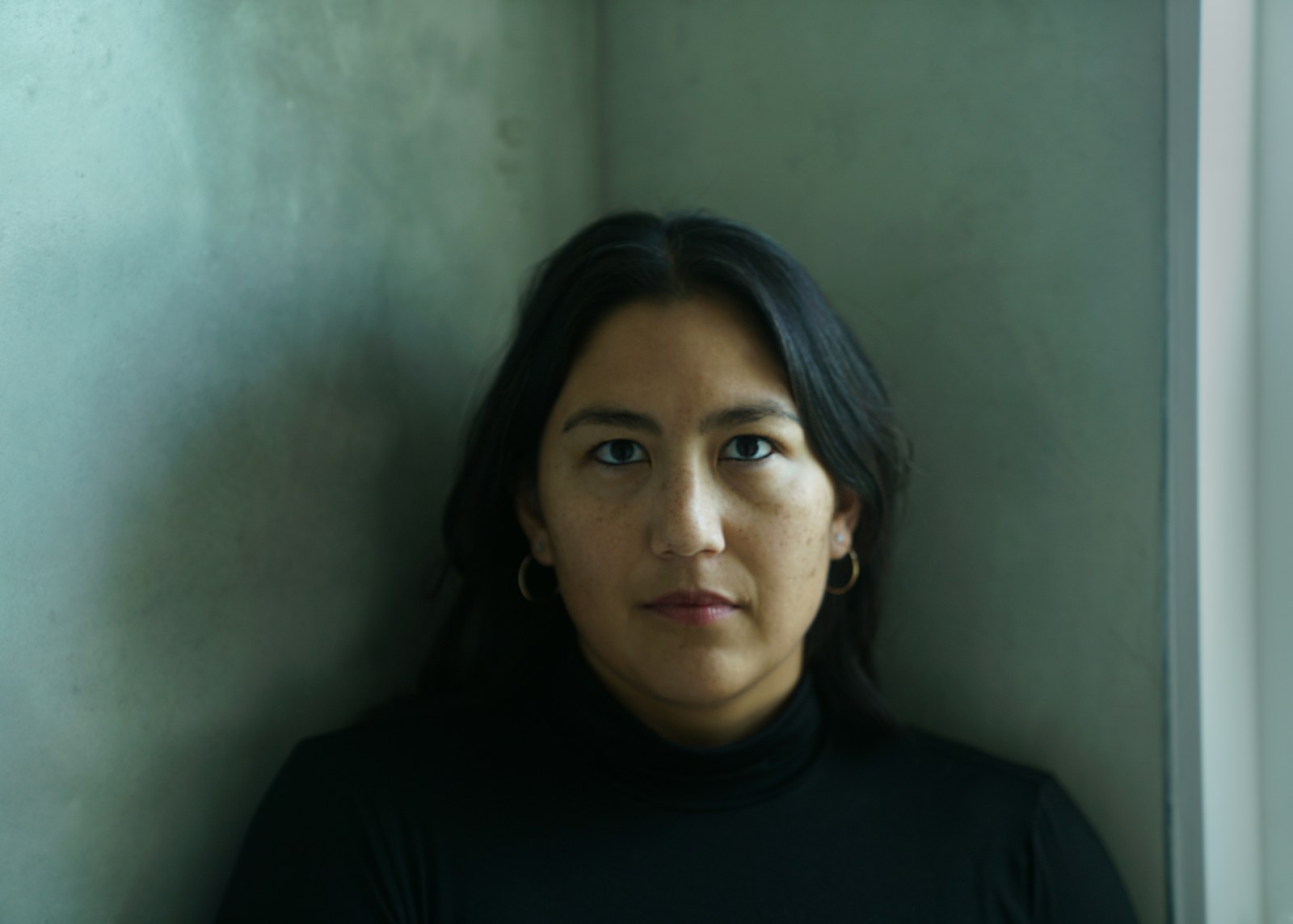 Director Beth de Araújo