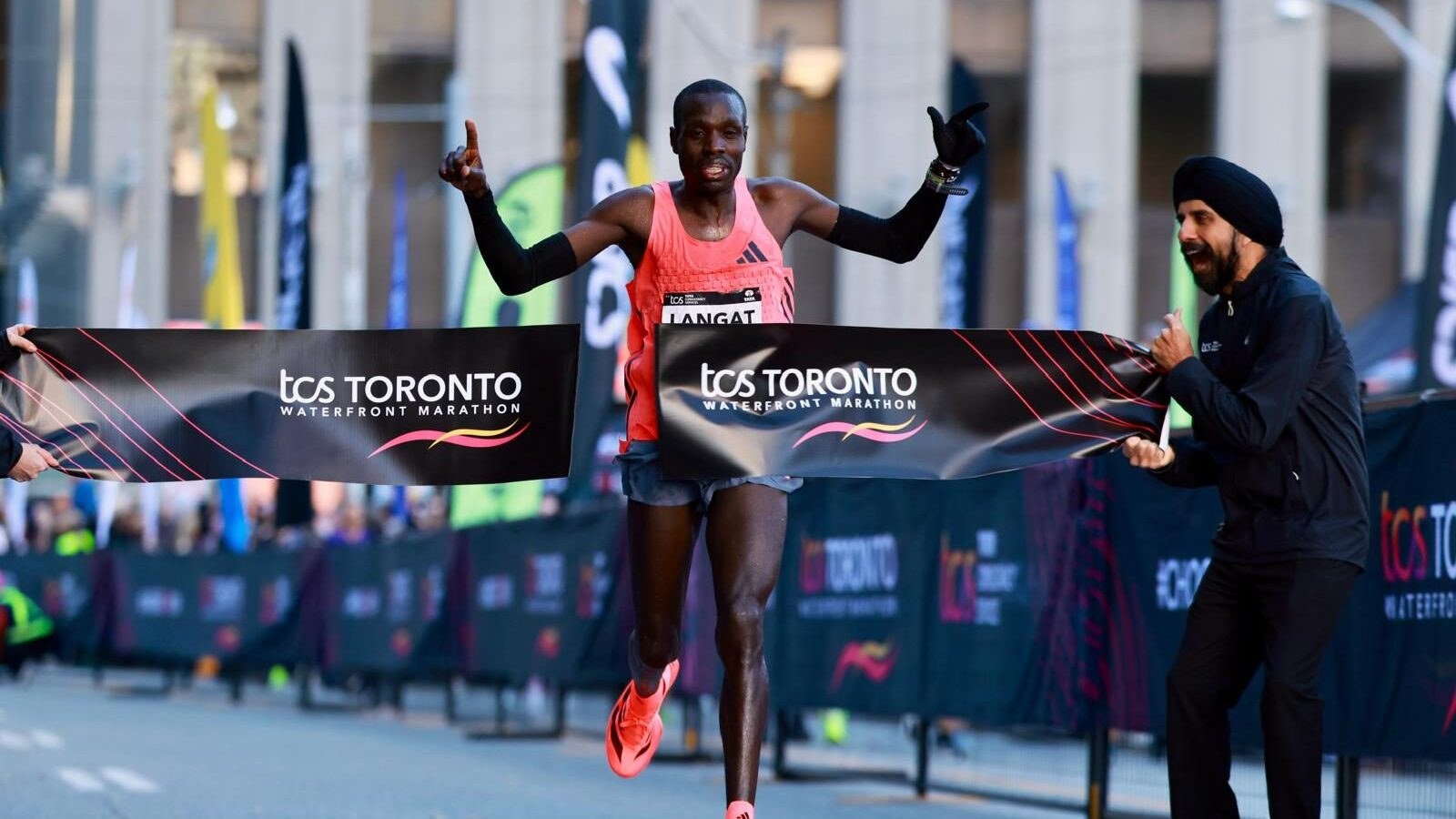 Leonard Langat winning the TCS Toronto Waterfront Marathon