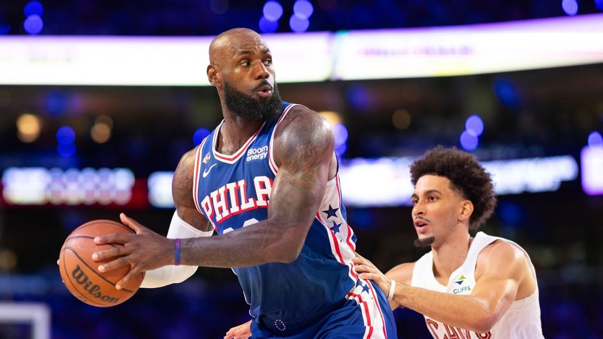 LeBron James in action for the Philadelphia 76ers against the Cleveland Cavaliers on Oct. 22, 2026