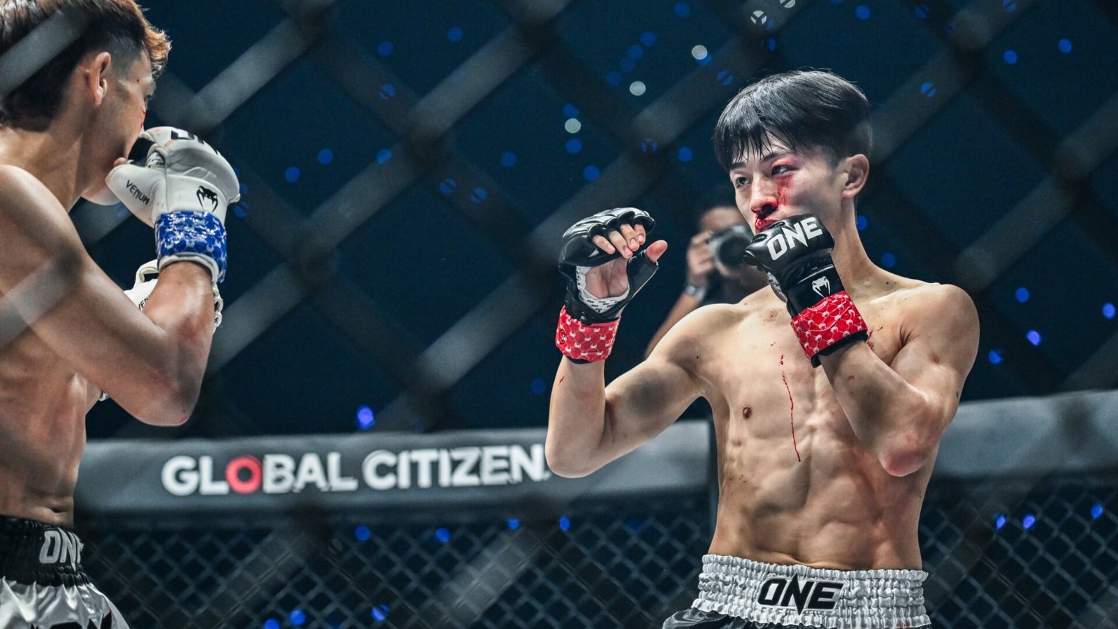 Nadaka Yoshinari lands the head kick that finished Rifdean Masdor at ONE SAMURAI 4 in Tokyo.