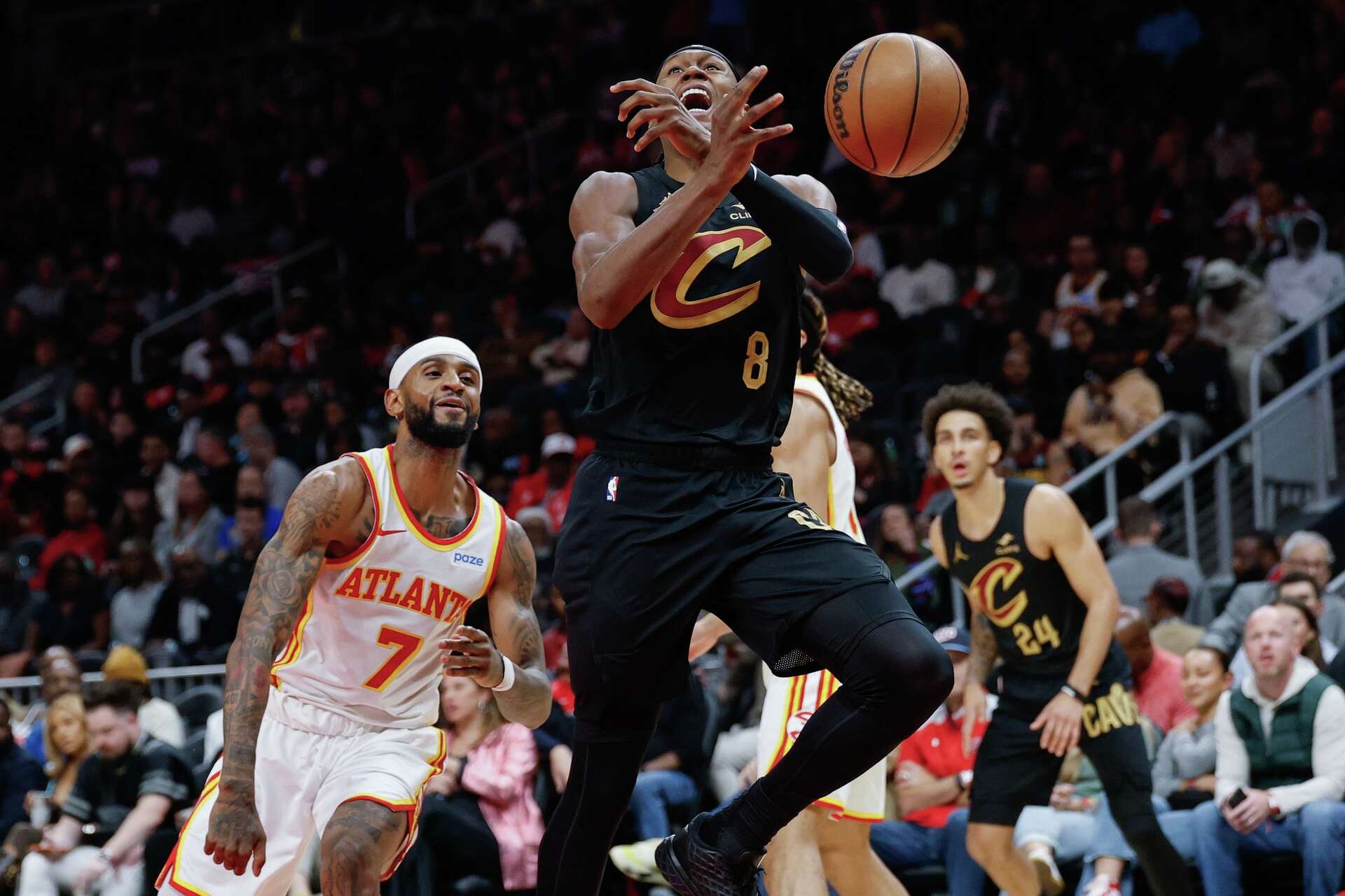 Cleveland Cavaliers guard Peyton Watson loses the ball against Atlanta Hawks guard Nickeil Alexander-Walker during the first half on Oct. 29, 2026 in Atlanta (Erik S. Lesser/AP)