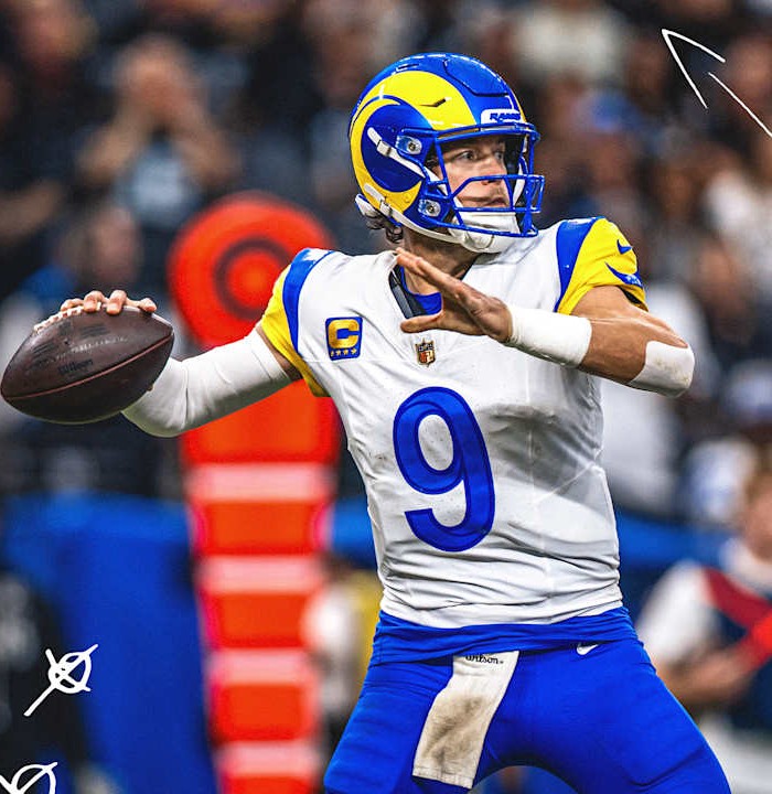 Los Angeles Rams quarterback Matthew Stafford throws a pass.