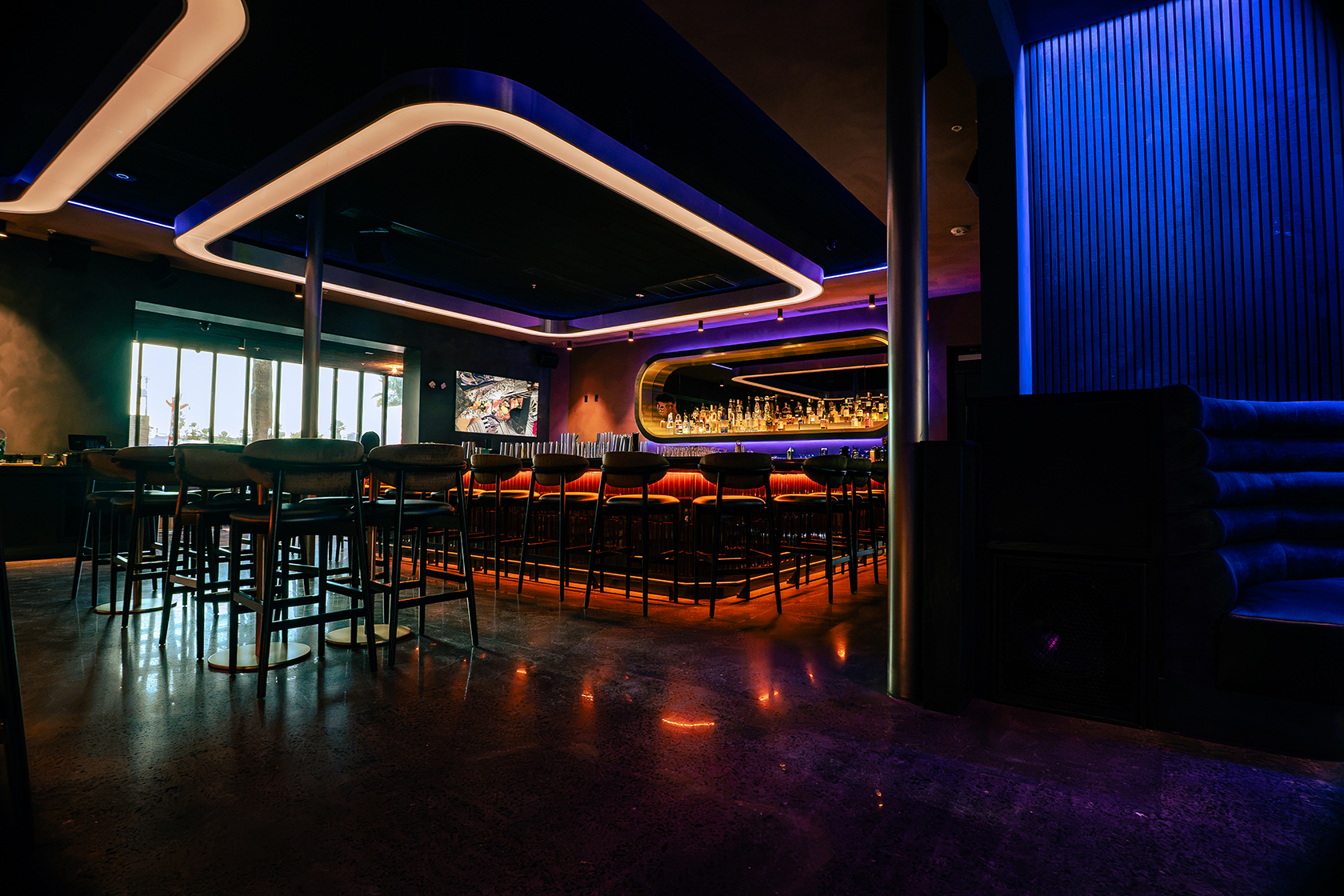Early evening at the Roosevelt Bar in Downtown Phoenix